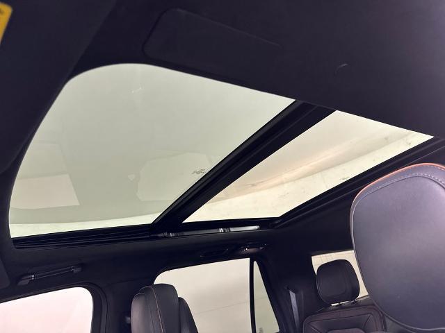 2022 Lincoln Navigator Black Label L
