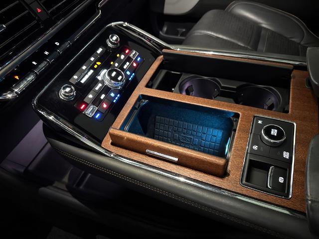 2022 Lincoln Navigator Black Label L
