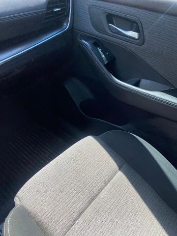 2022 Nissan Rogue SV FWD