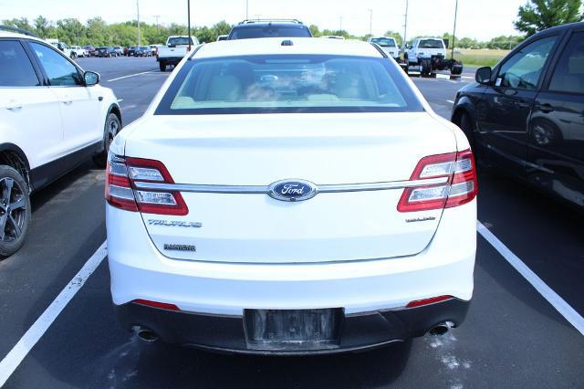 2018 Ford Taurus SE