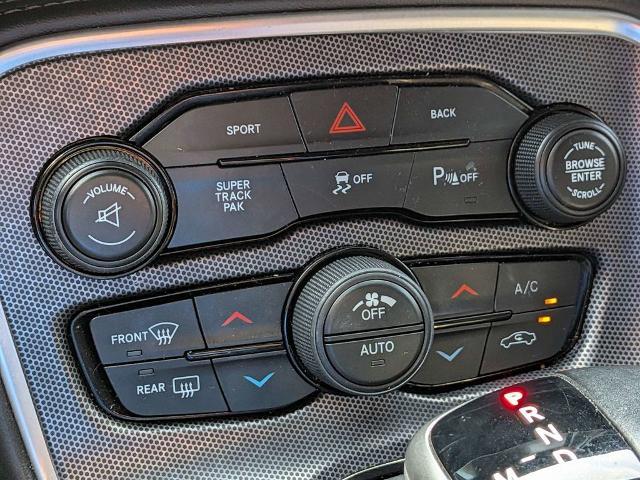 2016 Dodge Challenger R/T Plus