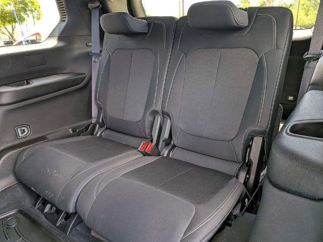 2025 Jeep Grand Cherokee L Laredo X 4x4