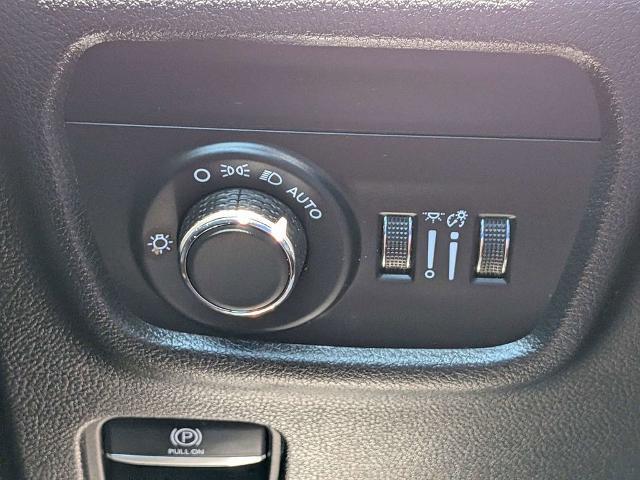 2025 Jeep Grand Cherokee L Laredo X 4x4