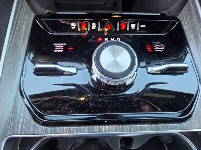 2024 Jeep Wagoneer Series III 4x4