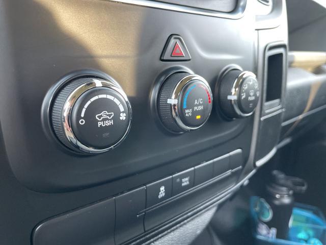 2018 Ram 1500 Express Crew Cab 4x4 5'7" Box