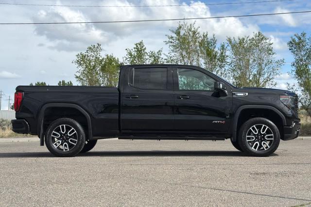 2025 GMC Sierra 1500 4WD Crew Cab Standard Box AT4