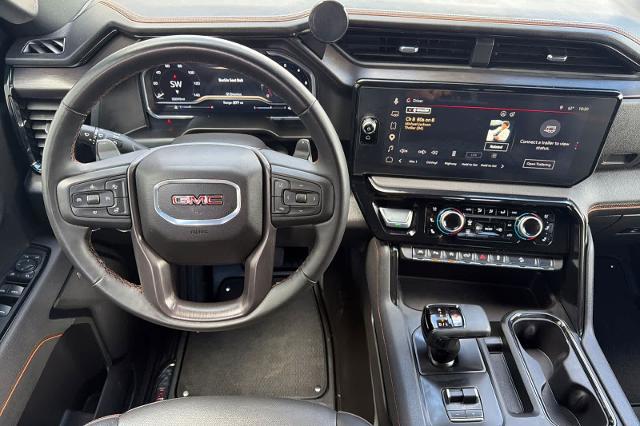 2025 GMC Sierra 1500 4WD Crew Cab Standard Box AT4