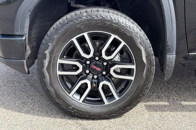 2025 GMC Sierra 1500 4WD Crew Cab Standard Box AT4