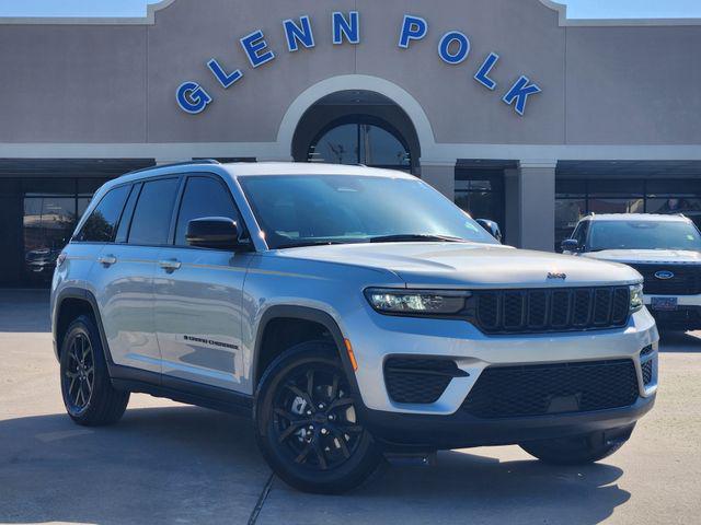 2025 Jeep Grand Cherokee Altitude 4x4 for sale in Gainesville, TX