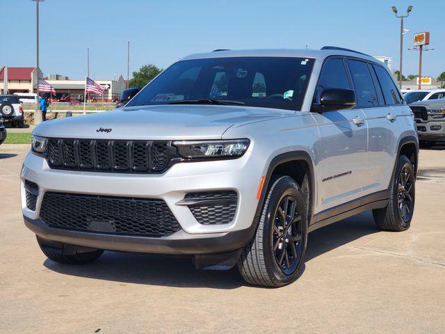 2025 Jeep Grand Cherokee Altitude 4x4