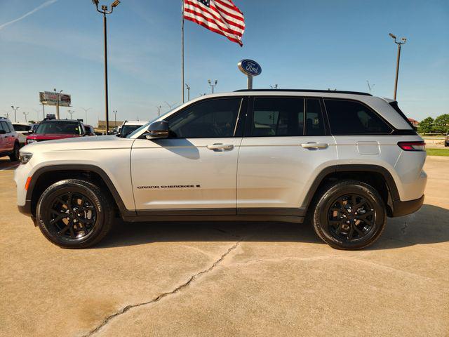 2025 Jeep Grand Cherokee Altitude 4x4