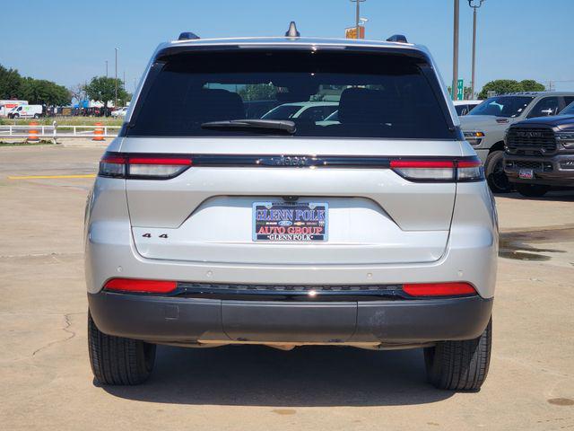 2025 Jeep Grand Cherokee Altitude 4x4