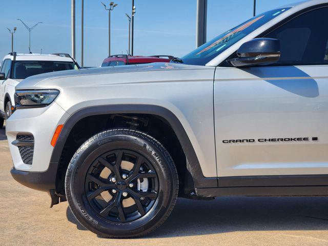 2025 Jeep Grand Cherokee Altitude 4x4