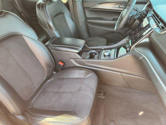 2025 Jeep Grand Cherokee Altitude 4x4