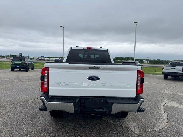 2023 Ford F-350 LARIAT