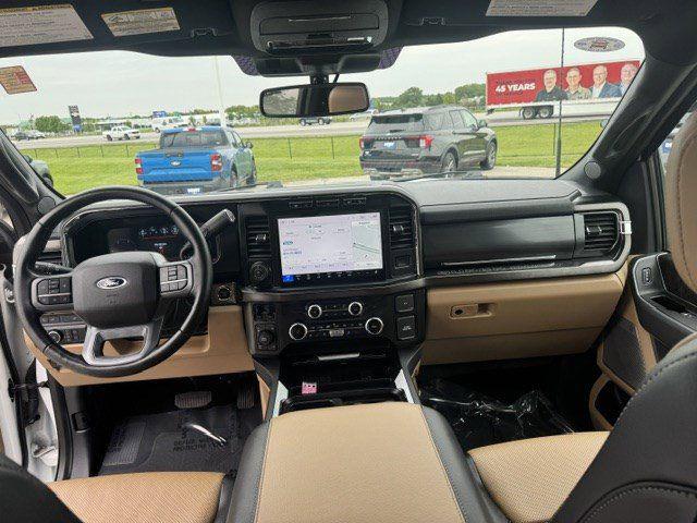 2023 Ford F-350 LARIAT