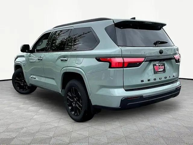 2023 Toyota Sequoia SR5