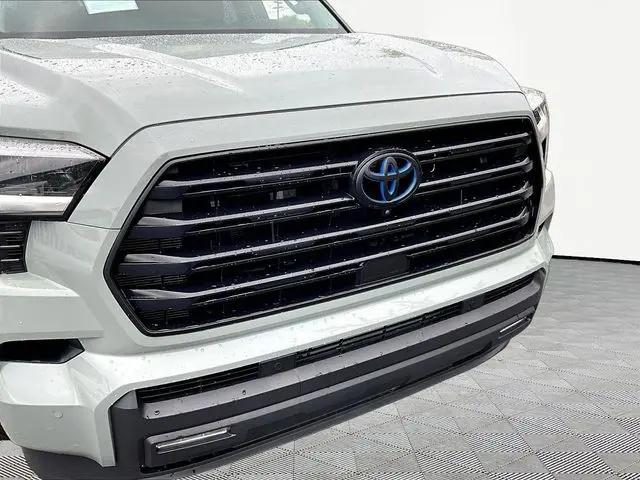 2023 Toyota Sequoia SR5