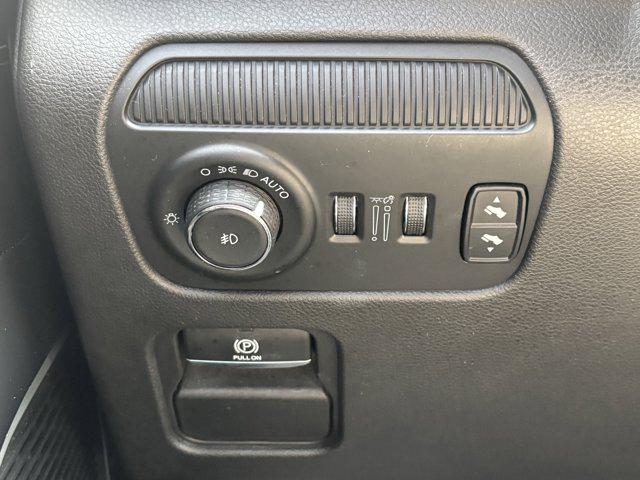 2023 Jeep Wagoneer Series II Carbide 4x4