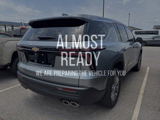 2024 Chevrolet Traverse FWD LS