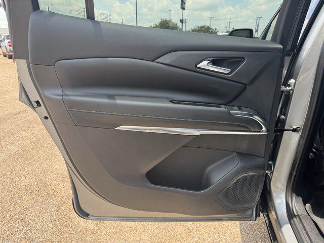 2024 Chevrolet Traverse FWD LS