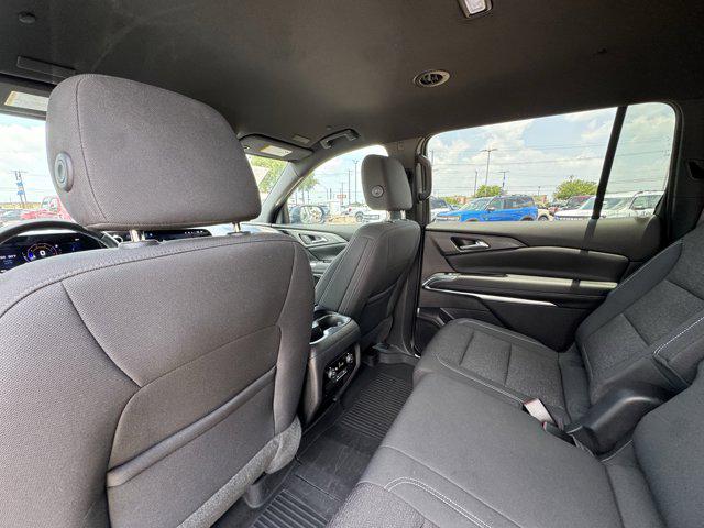 2024 Chevrolet Traverse FWD LS