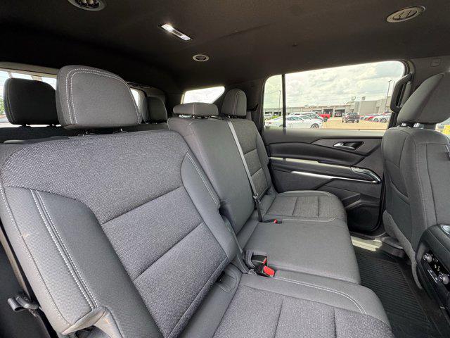 2024 Chevrolet Traverse FWD LS