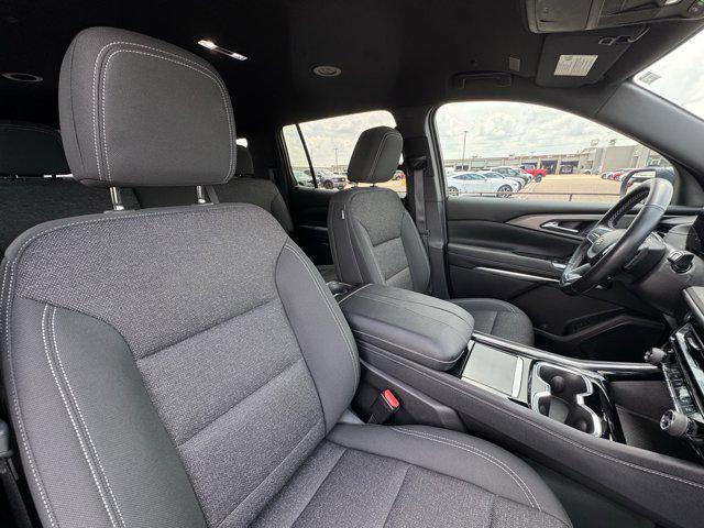 2024 Chevrolet Traverse FWD LS