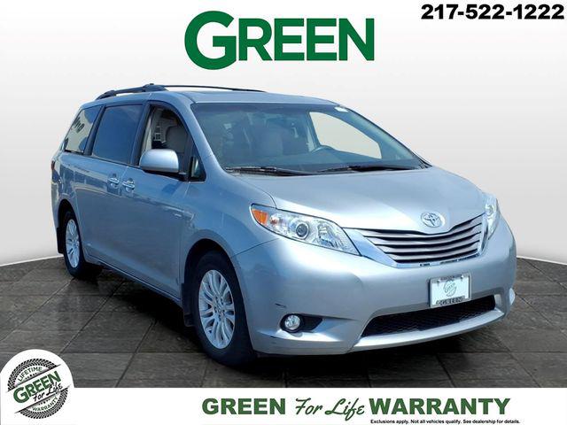 2017 Toyota Sienna XLE 8 Passenger for sale in Springfield, IL