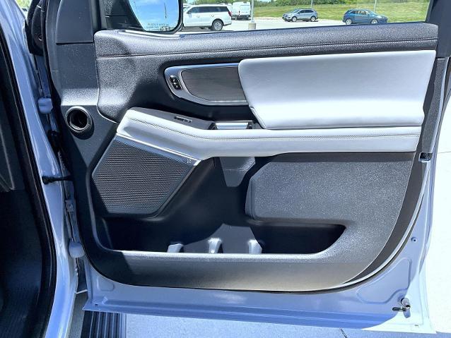 2025 Ford Expedition Platinum MAX