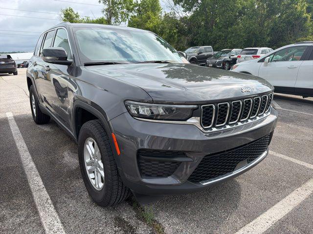 2024 Jeep Grand Cherokee Laredo 4x4 for sale in Bedford, IN