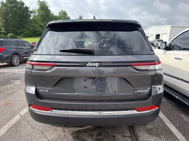 2024 Jeep Grand Cherokee Laredo 4x4