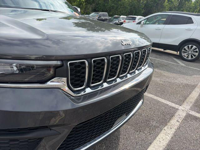2024 Jeep Grand Cherokee Laredo 4x4