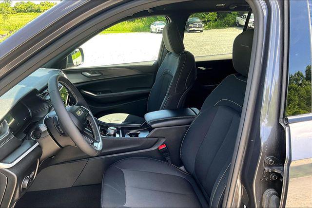 2024 Jeep Grand Cherokee Laredo 4x4