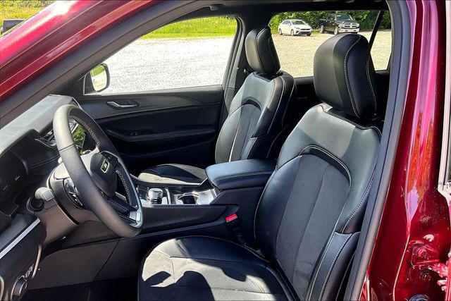 2024 Jeep Grand Cherokee L Altitude X 4x4