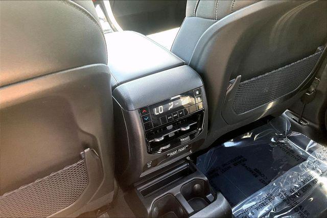 2024 Jeep Grand Cherokee L Altitude X 4x4