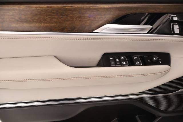 2023 Jeep Grand Wagoneer L Series II 4x4