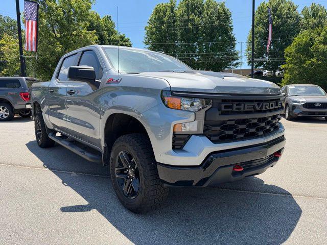 2025 Chevrolet Silverado 1500 4WD Crew Cab Short Bed Custom Trail Boss