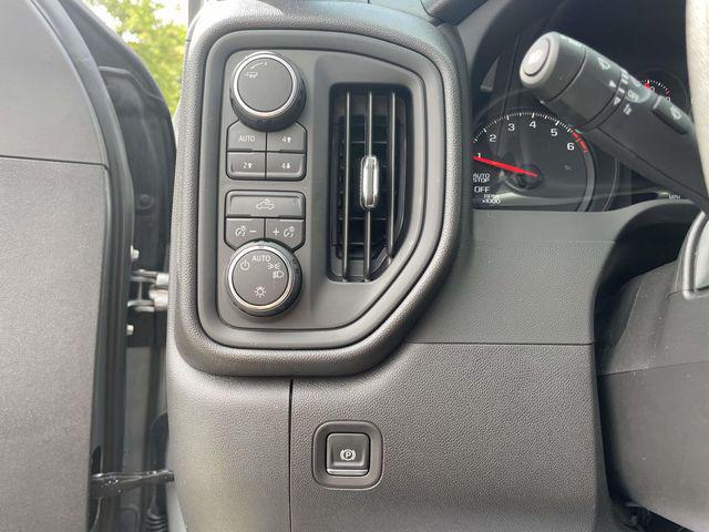2025 Chevrolet Silverado 1500 4WD Crew Cab Short Bed Custom Trail Boss