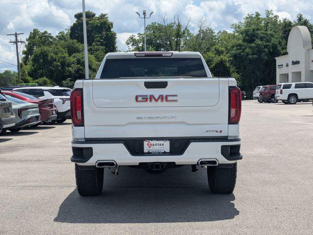 2023 GMC Sierra 1500 4WD Crew Cab Short Box AT4
