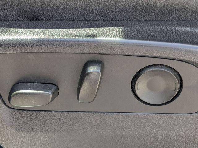 2023 GMC Sierra 1500 4WD Crew Cab Short Box AT4