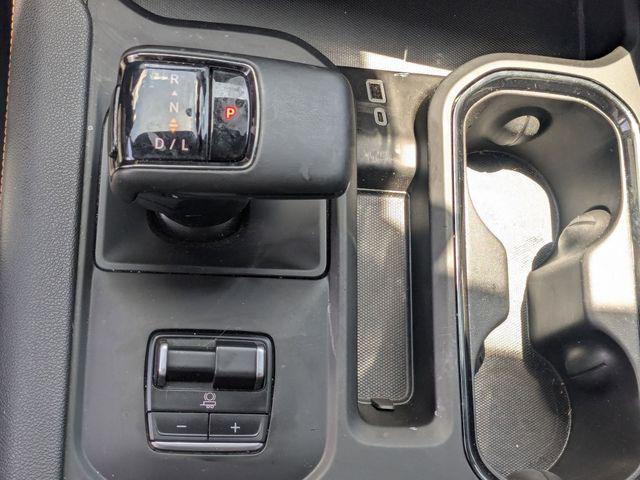 2023 GMC Sierra 1500 4WD Crew Cab Short Box AT4