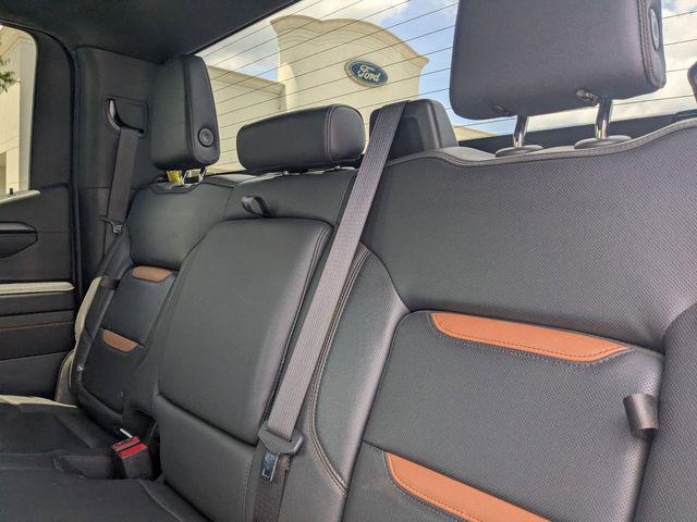 2023 GMC Sierra 1500 4WD Crew Cab Short Box AT4