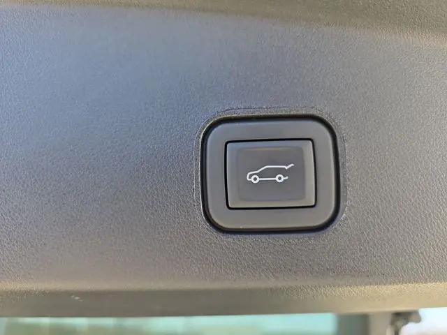 2026 Cadillac iQ V-Series Premium AWD