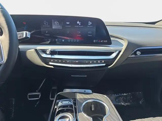 2026 Cadillac iQ V-Series Premium AWD