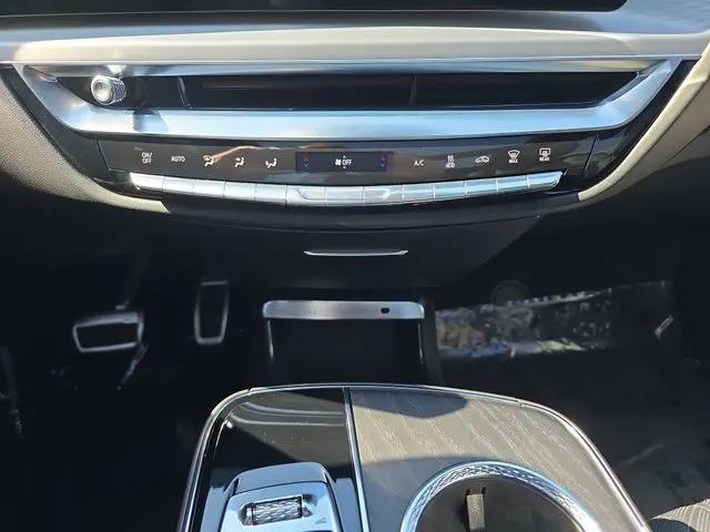 2026 Cadillac iQ V-Series Premium AWD