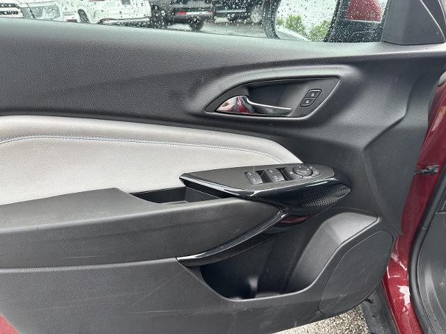 2025 Chevrolet Trax FWD LT