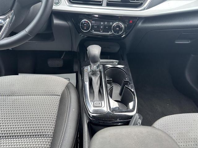 2025 Chevrolet Trax FWD LT