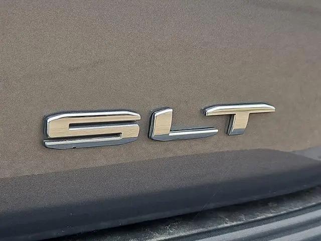 2022 GMC Yukon 2WD SLT