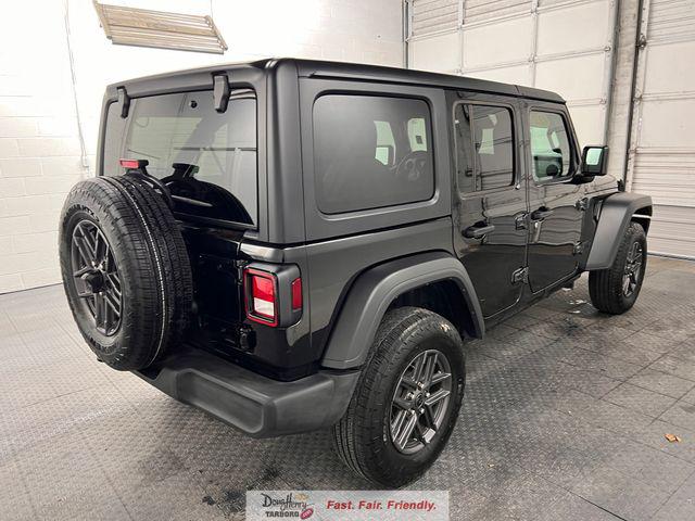 2025 Jeep Wrangler 4-Door Summit 4x4